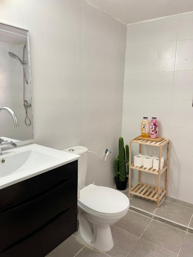 Bat Galim - Mirror Apartment By The Beach Haifa Exterior foto